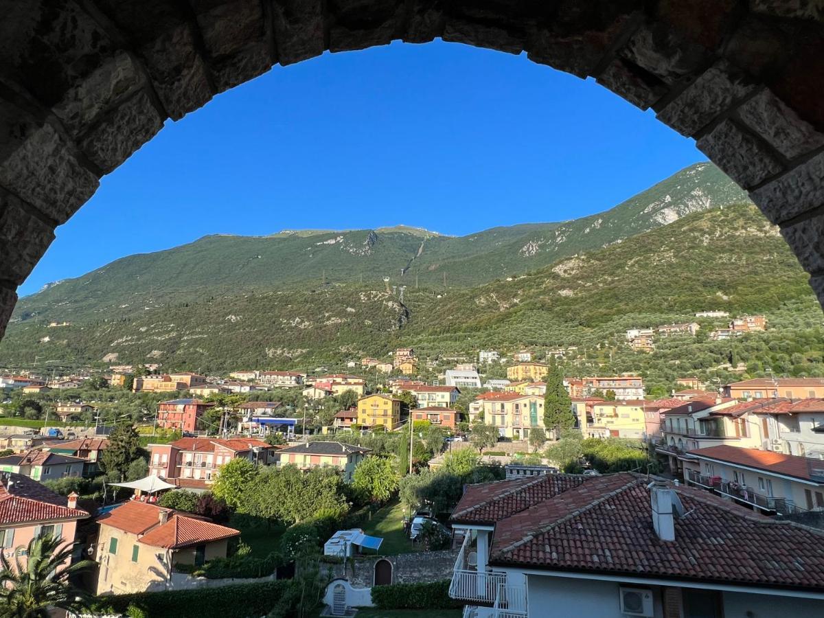 Amazing View Apartment Malcesine Bagian luar foto