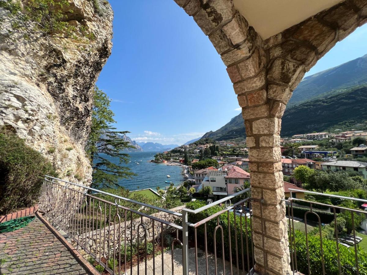 Amazing View Apartment Malcesine Bagian luar foto