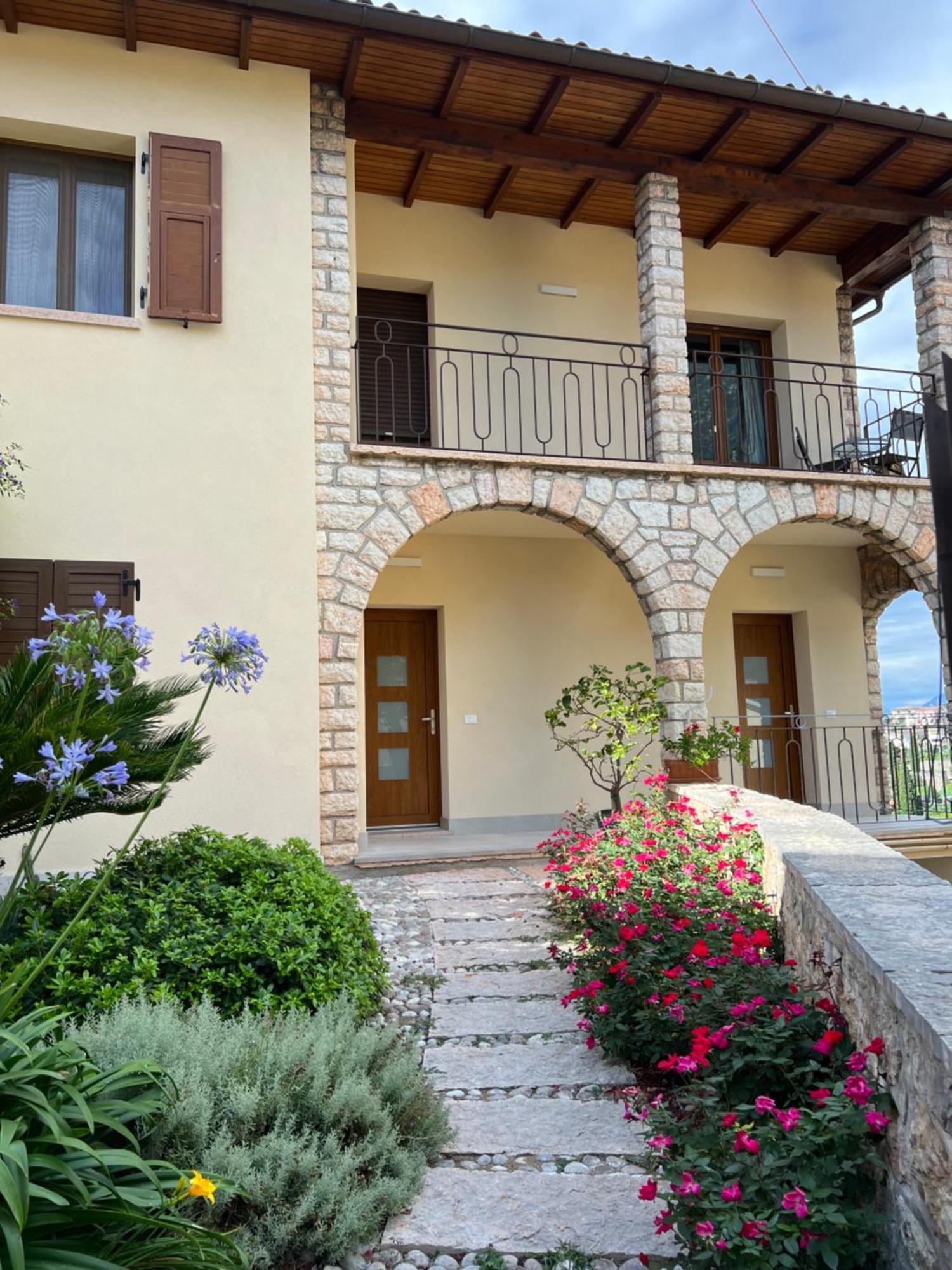 Amazing View Apartment Malcesine Bagian luar foto